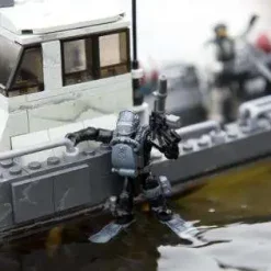 Hot Sale ⌛ Mega Bloks Call of Duty Coastal Intercept Exclusive Set #06820 😀 -Mega Bloks & Construx Store megabloksduty6820 inset4